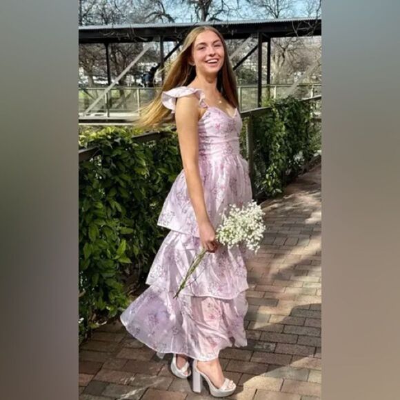 NWT-Lulus- Sweetest Emotion Lilac Floral Ruffled Tiered Bustier Midi Dress-small - Picture 6 of 16